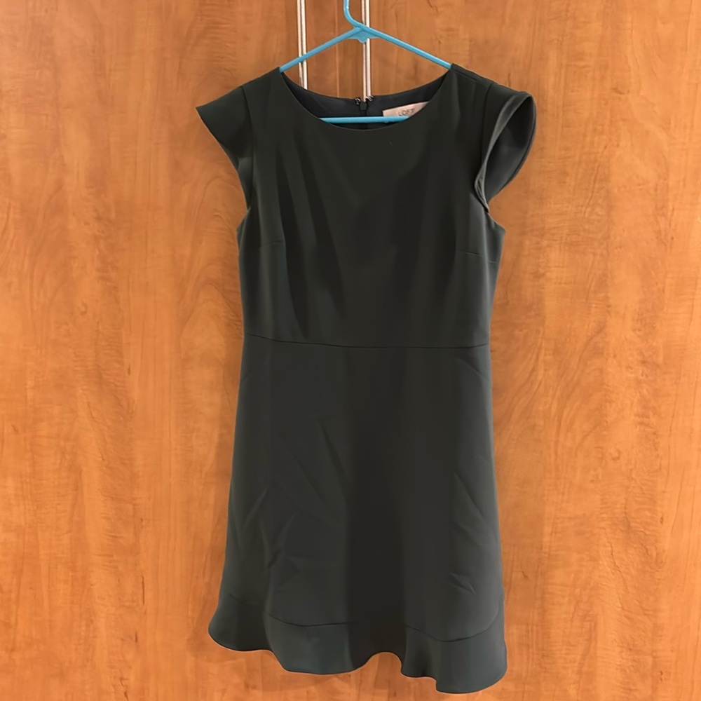 Loft forest green dress. Size 2P.